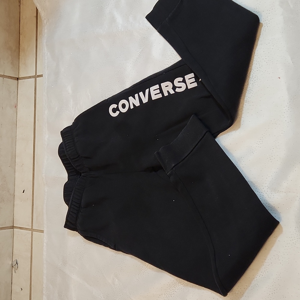 Converse  sweatpants  size large for boys